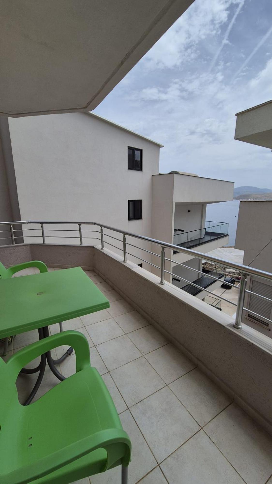 Sunny Apartament Saranda 2 Oda fotoğraf